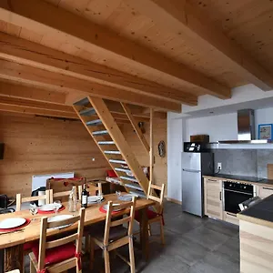 chalet-perche.hotels-rhonealpes.com/