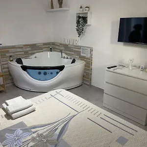 https://la-chicca-sul-mare.barihotels.org