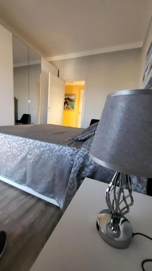 Appartamento La Casa del Buonviaggio La Spezia 0*,  Italia
